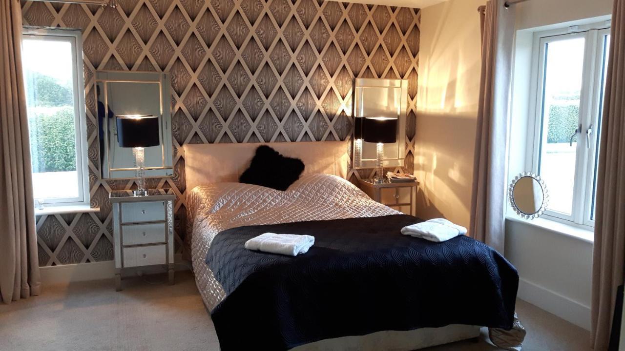 Brona Dempsey Bed & Breakfast Birr Exterior photo
